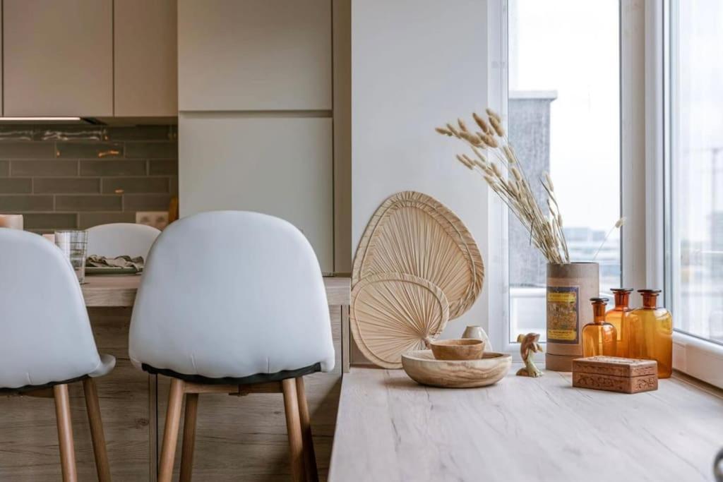 Juan - Stijlvol Appartement Met Uitzicht Op De Kaai Oostende Exterior foto